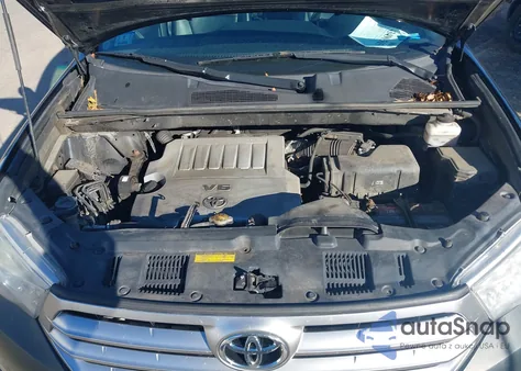 2012 Toyota Highlander Se V6 из США, поврежденный, VIN 5TDBK3EH3CS099319